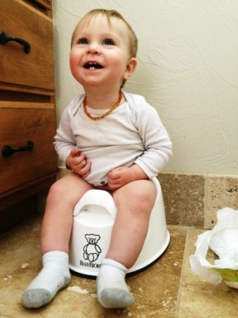 Potty time is fun time- how to know if your baby is interested in pottying.