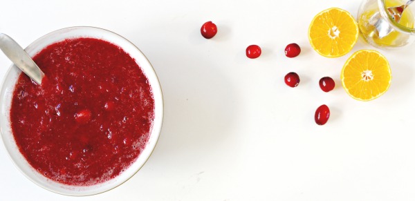 cranberry-sauce-made-in-the-slow-cooker