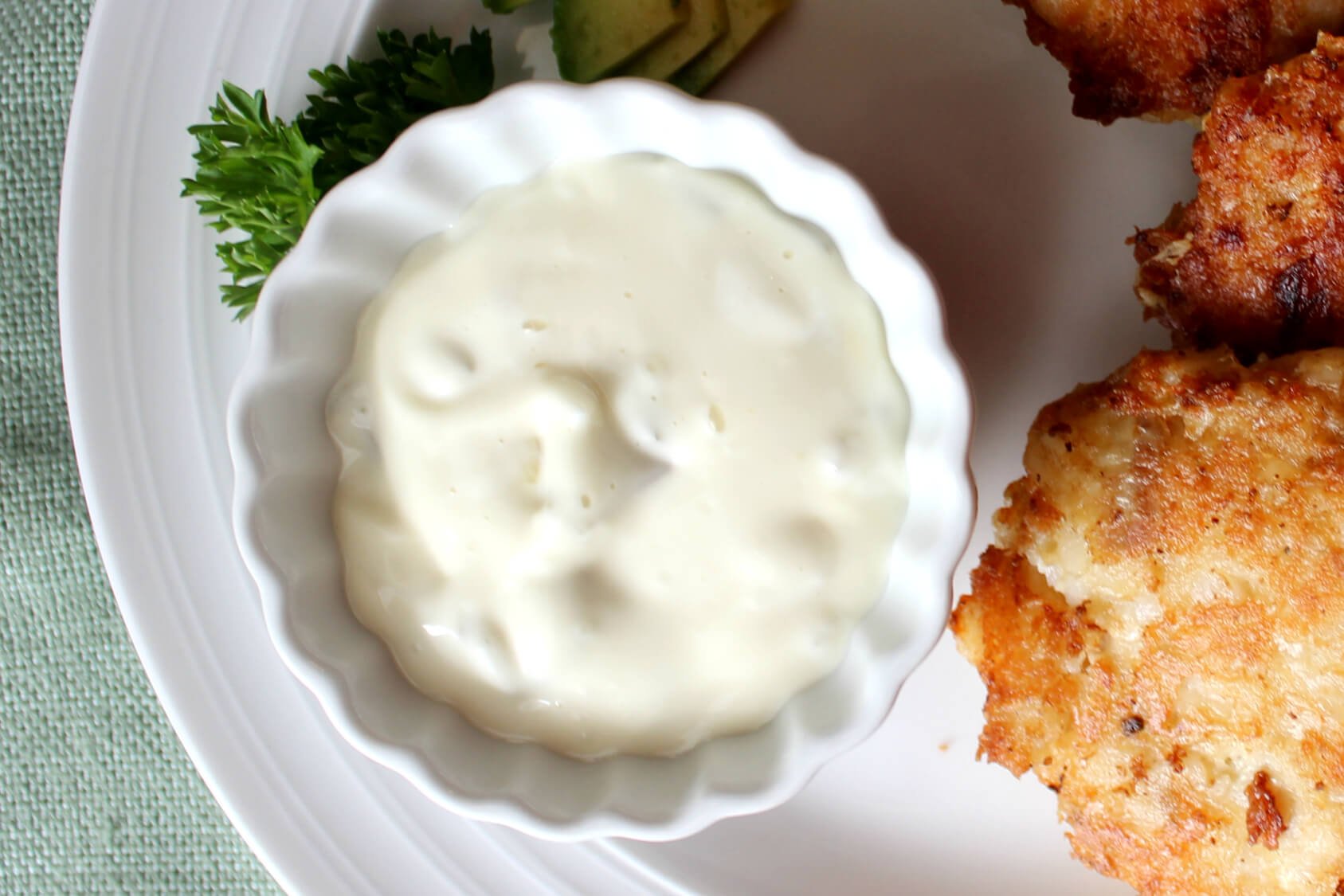 Simple & Yummy Paleo Tartar Sauce for Fish